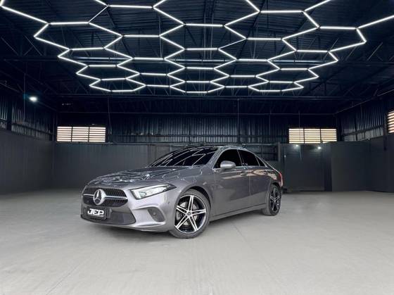 MERCEDES-BENZ A 200 1.3 CGI GASOLINA ADVANCE SEDAN 7G-DCT MERCEDES-BENZ A 200 1.3 CGI GASOLINA ADVANCE SEDAN 7G-DCT